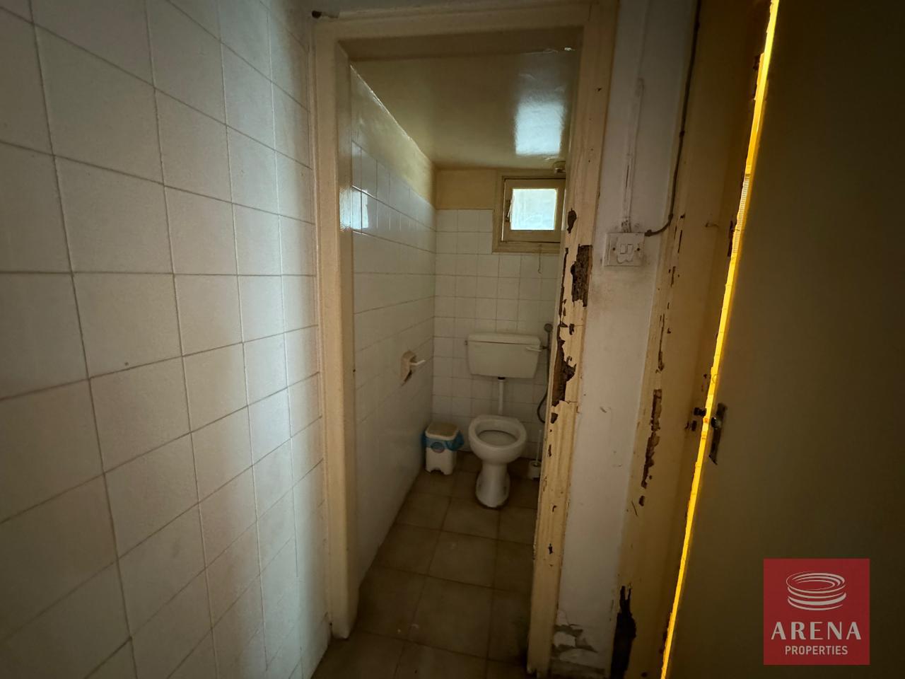 8-Builing-in-paralimni-8888