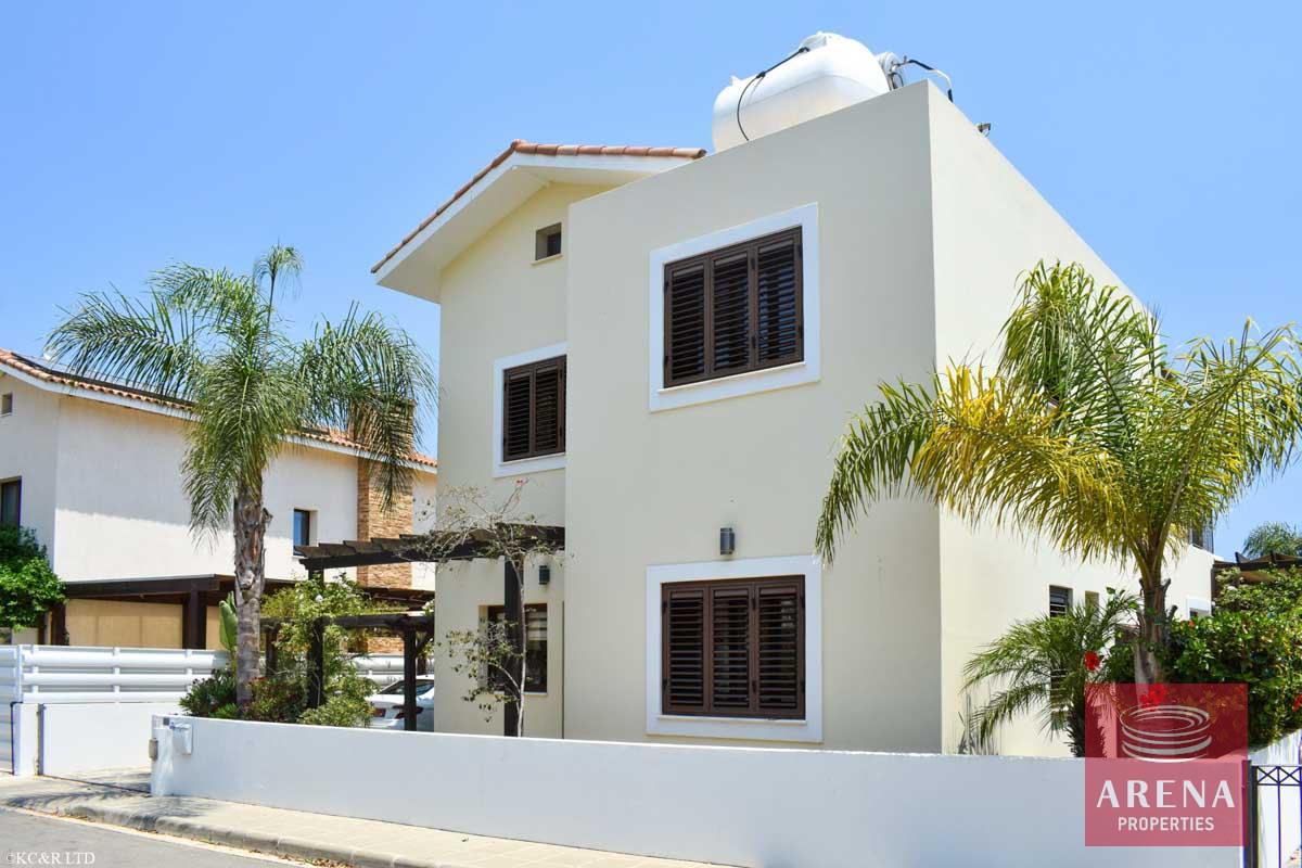 8-FRONT-LINE-VILLA-2