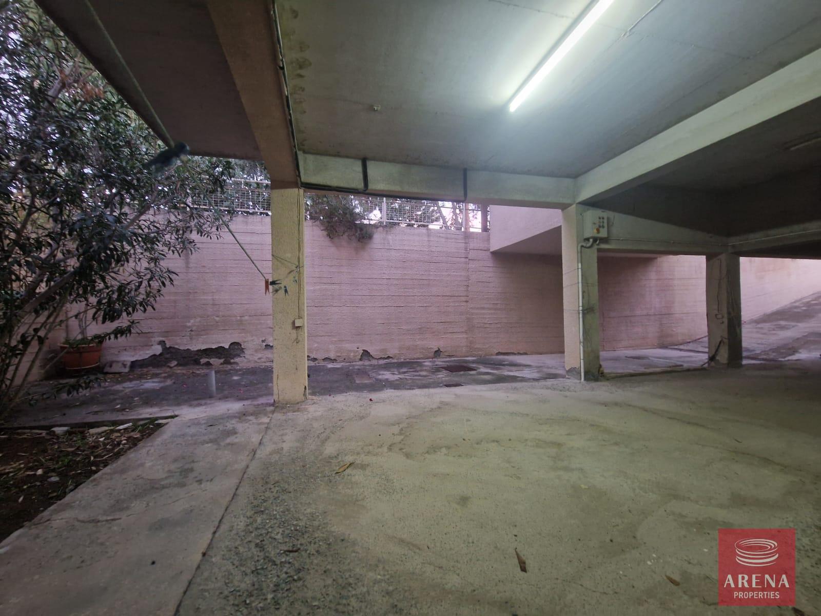 8-HOUSE-IN-VERGINA-AREA-8837