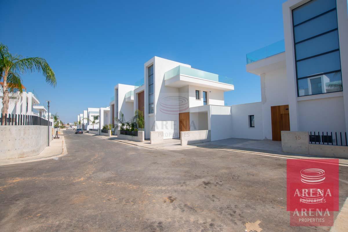 8-Modern-villa-in-Protaras-5751-2
