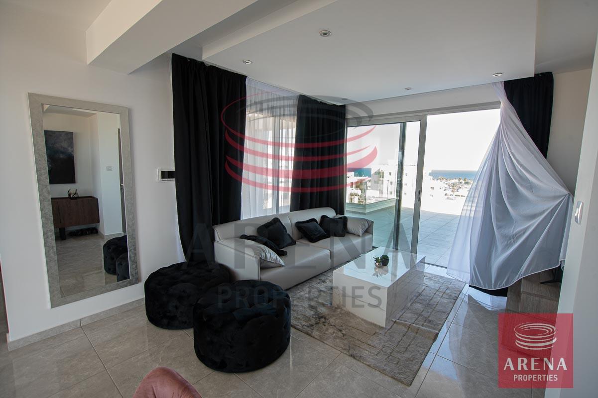 8-Penthouse-for-rent-in-Makenzie-5675