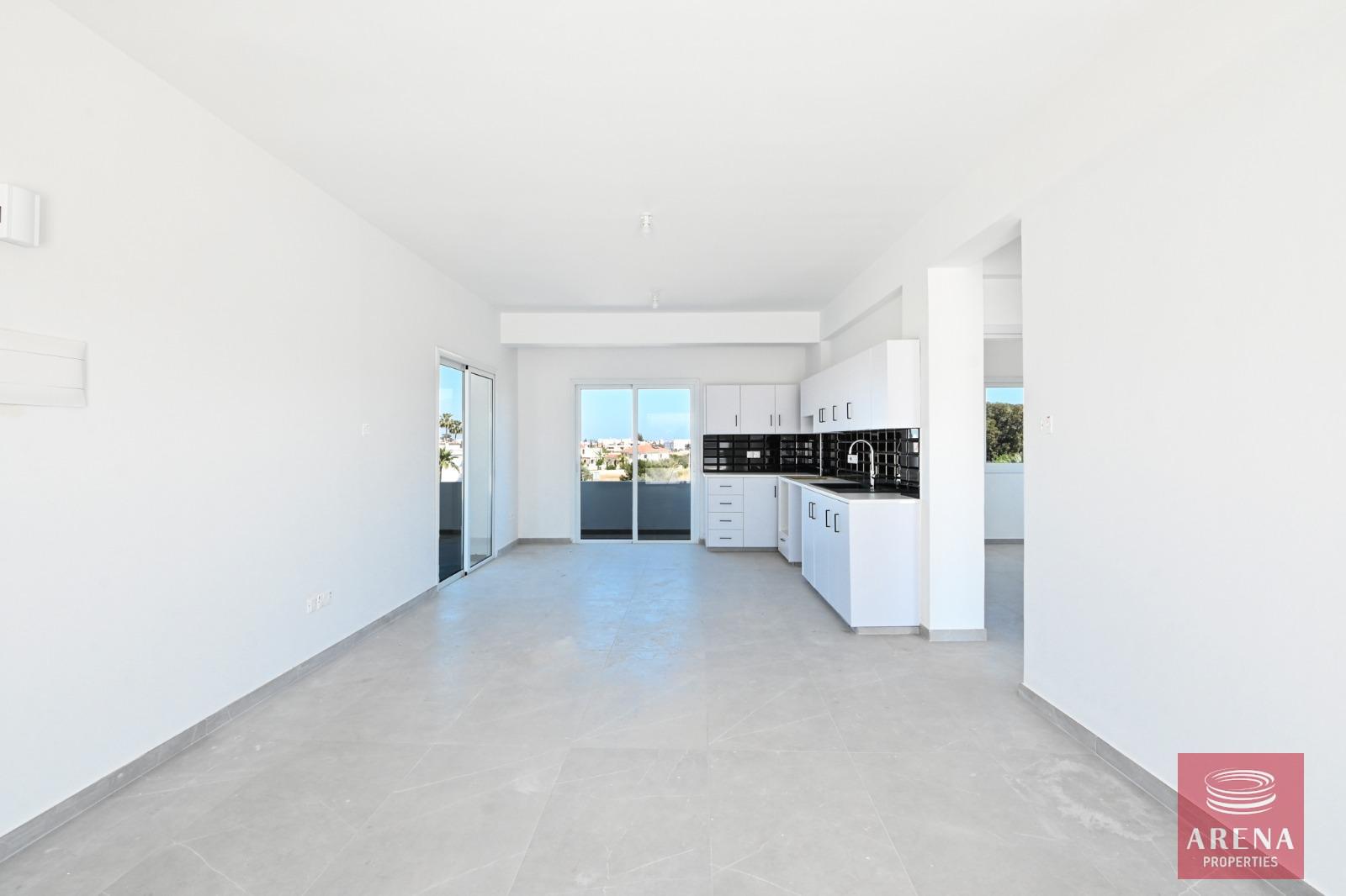 8-TOP-FLOOR-APT-LIVADIA-7983-1