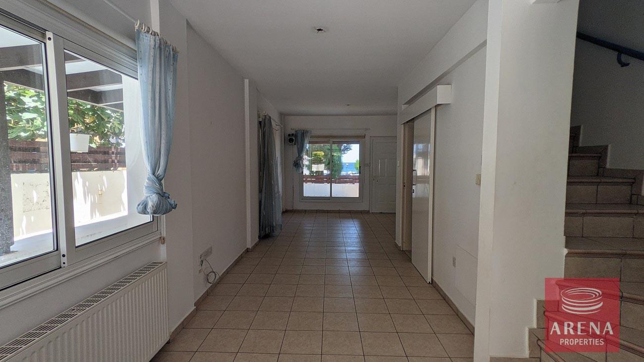 8-TOWNHOUSE-IN-PERNERA-8398