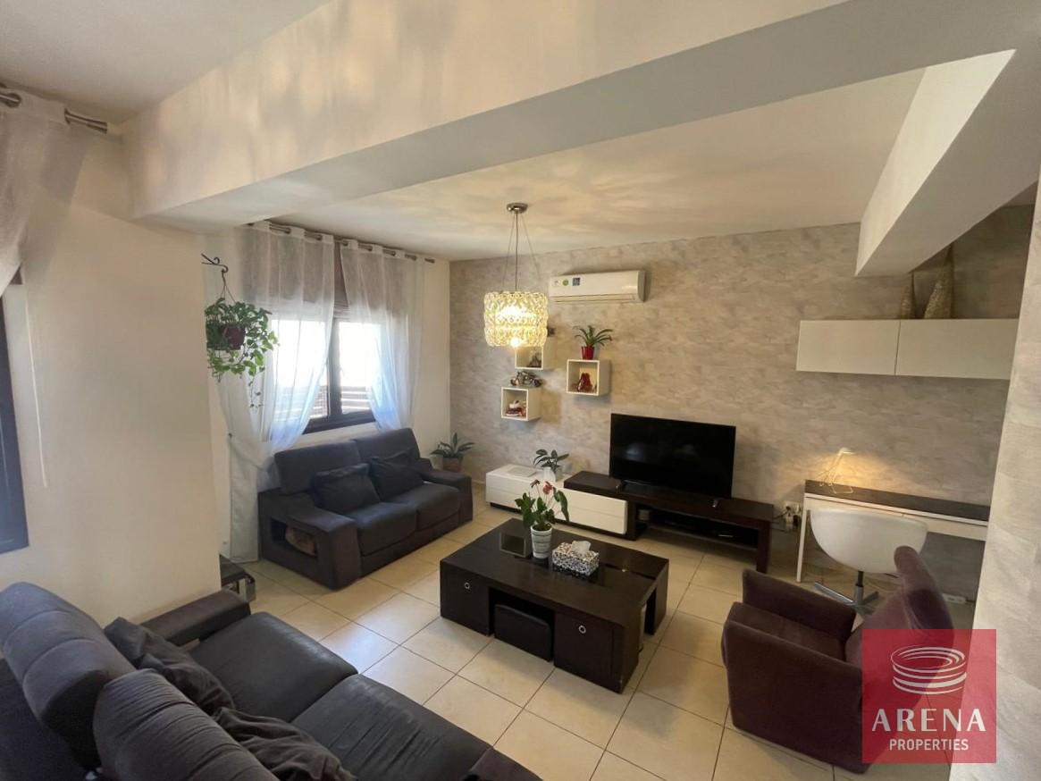 8-VILLA-ARADIPPOU-8396