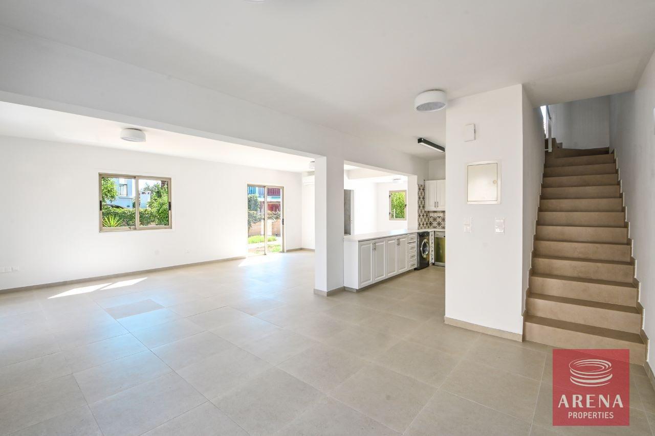 8-VILLA-IN-PERVOLIA-7260-1