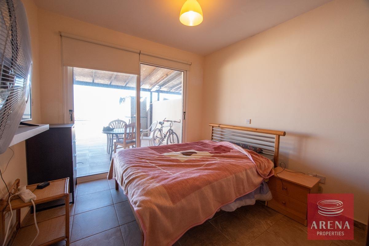 8-apartments-for-sale-in-derynia-6003-1