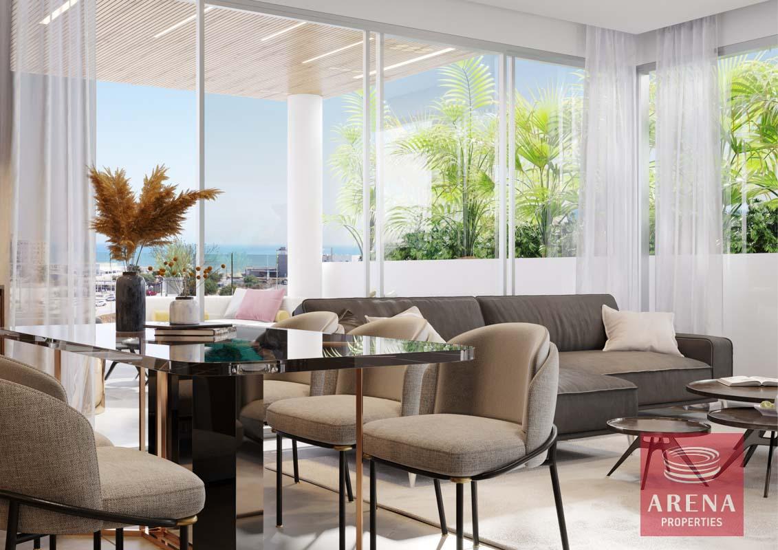 8-apt-makenzie-556-7