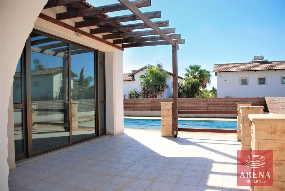 8-bungalow-in-ayia-thekla-5831