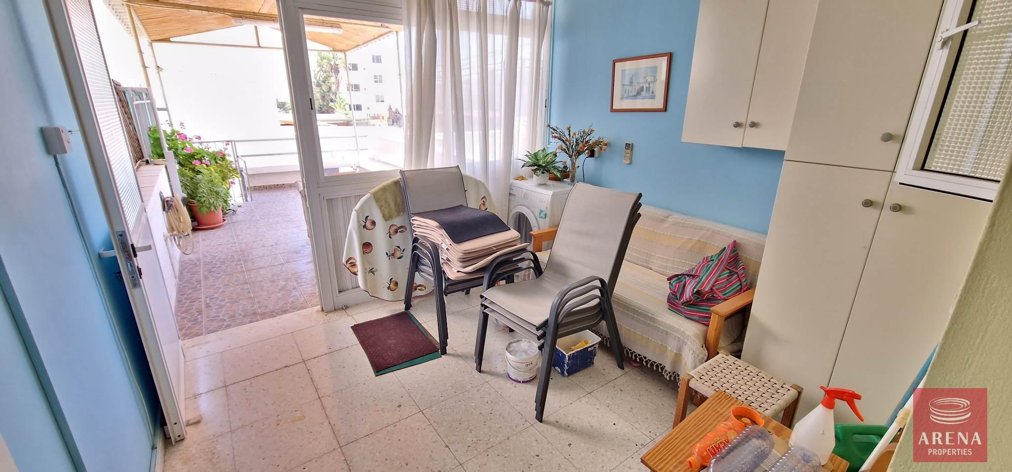 8-townhouse-in-Oroklini-7005