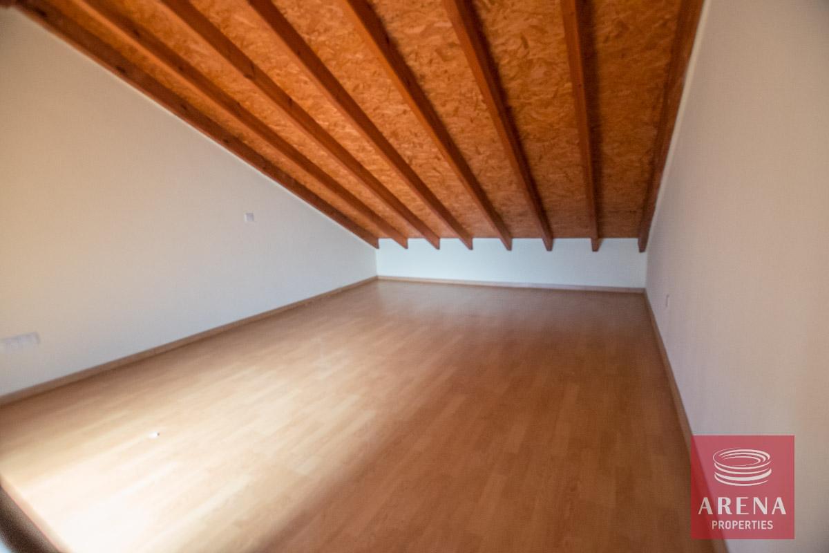 8-townhouse-in-ormidia-2