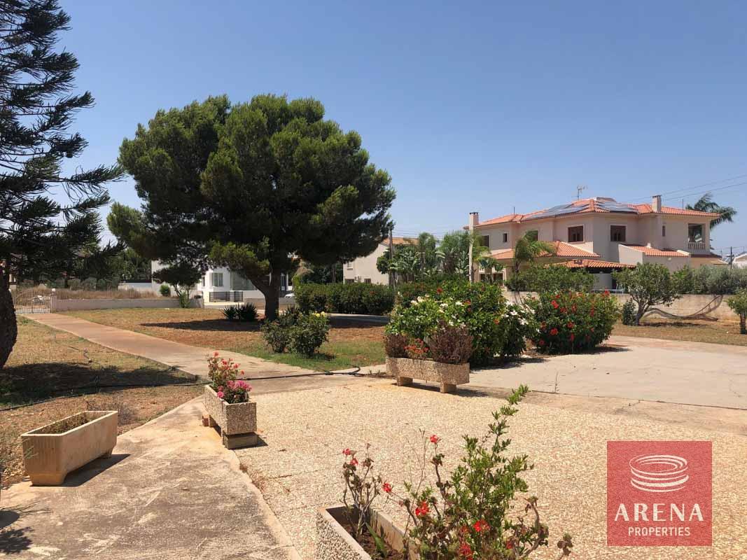 8-villa-in-paralimni-5163
