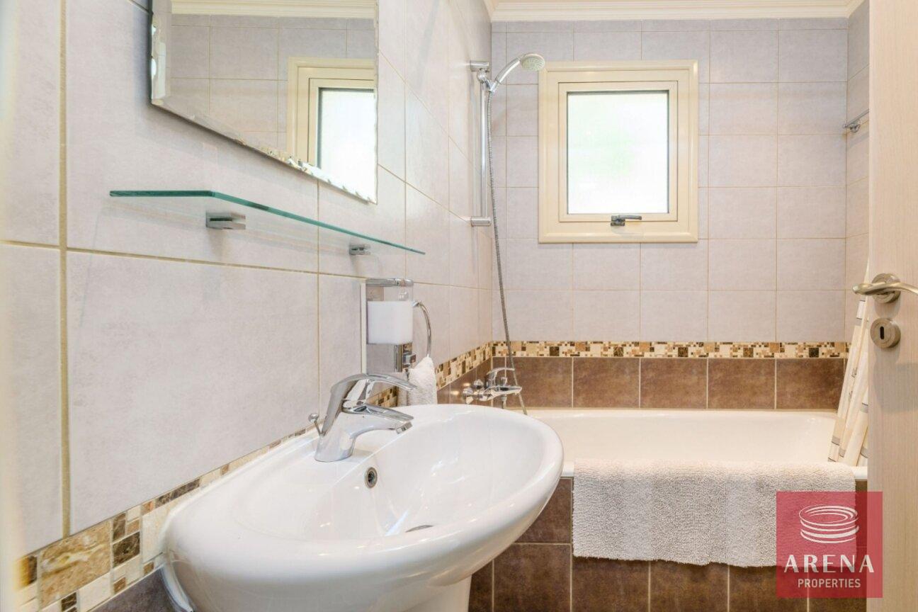 8-villa-in-pernera-5603-1