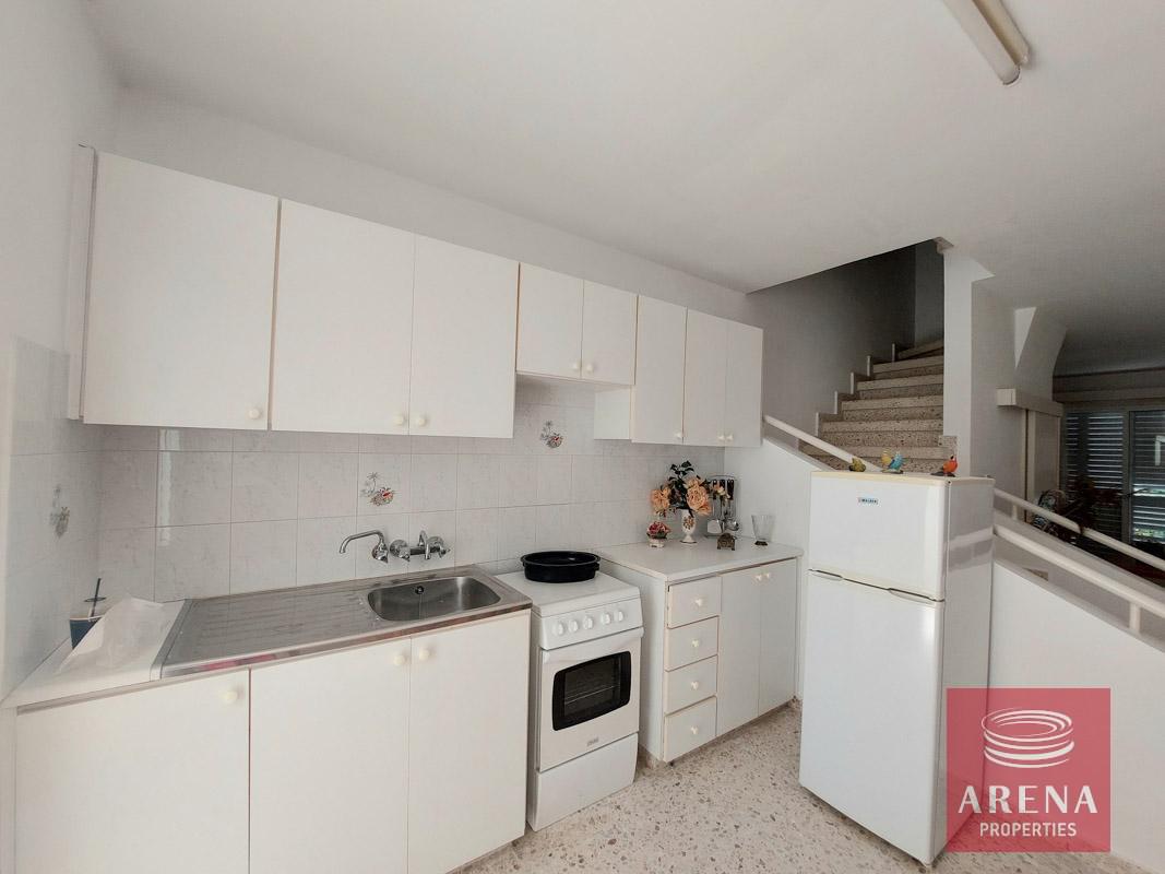 9-1-2-BED-TH-IN-kAPPARIS-7290-1