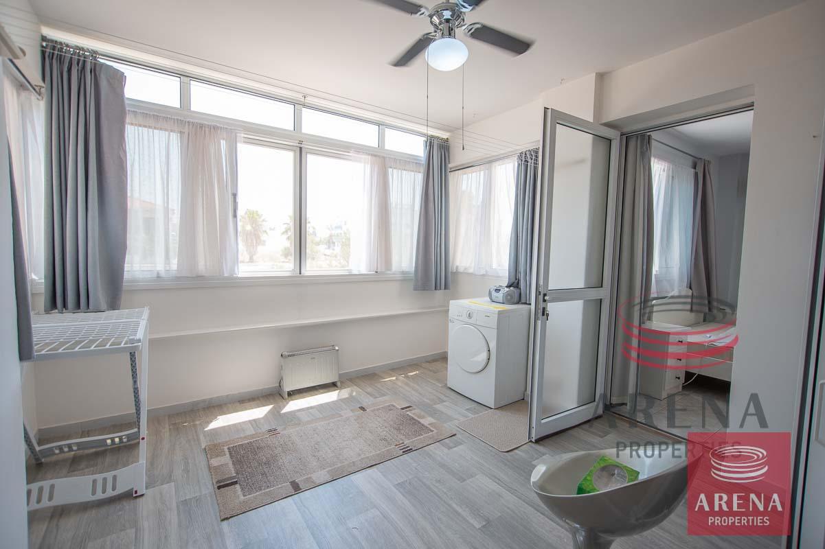 9-2-BED-APT-IN-DERYNIA-5738-5