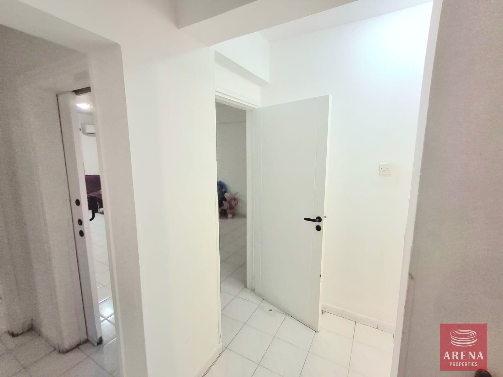 9-2-BED-APT-IN-DROSIA-8930