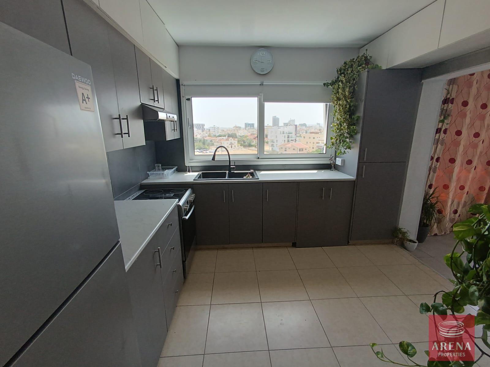 9-3-BED-APT-IN-LARNACA-FOR-RENT-8096