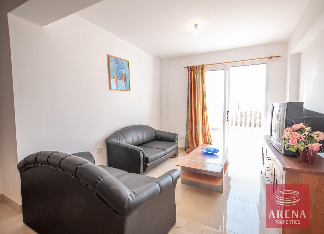 9-3-BED-APT-KAPPARIS-5243-1