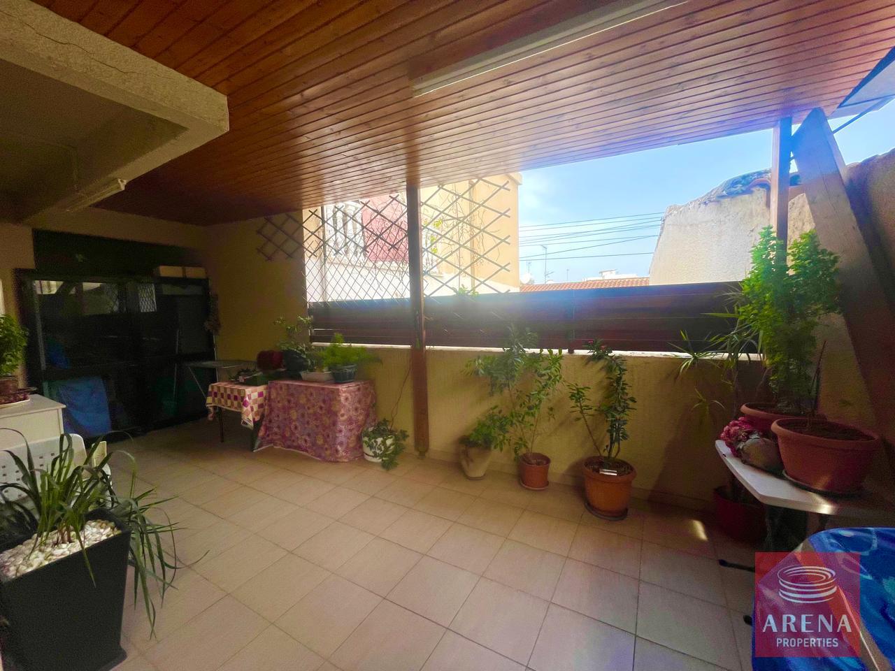 9-3-BED-TH-IN-SOTIROS-8141