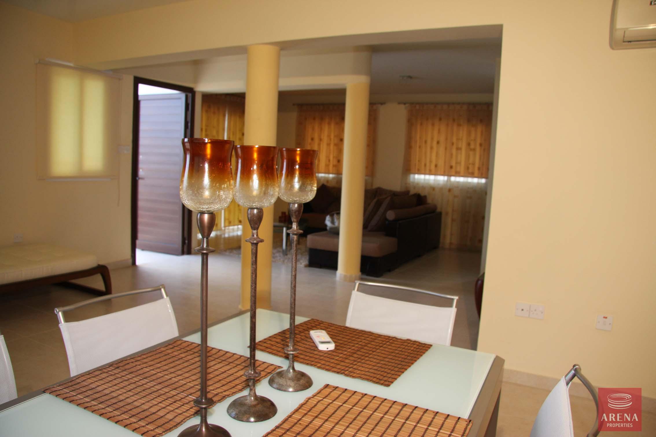 9-3-BED-VILLA-FOR-RENT-7458