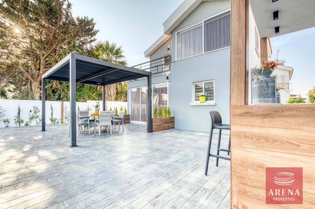 9-3-BED-VILLA-KAPPRIS-7585-1