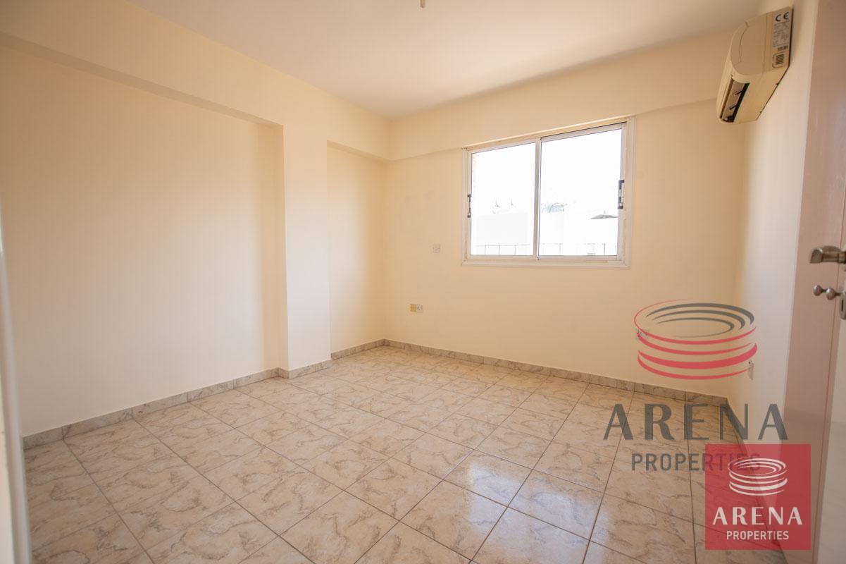 9-3-bed-apt-for-sale-in-Paralimni-5735-2