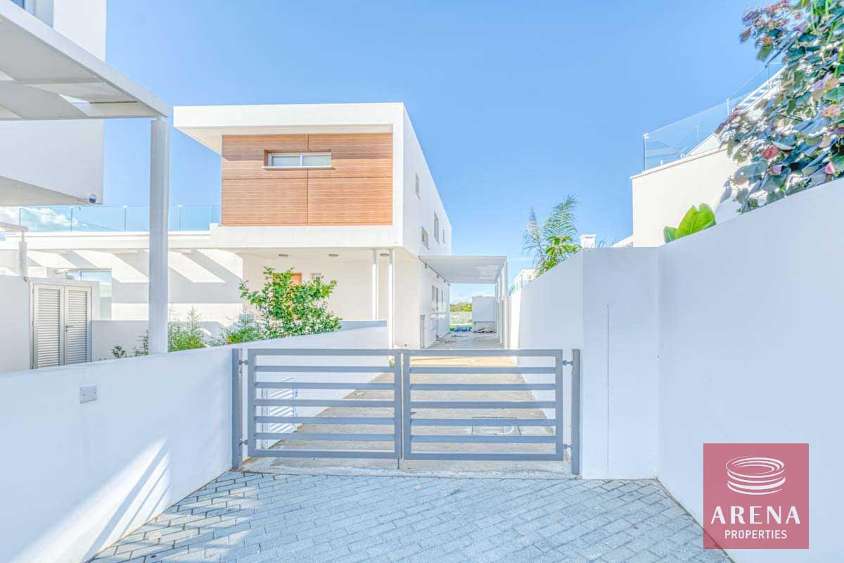 9-3-bed-villa-for-sale-in-ayia-napa-6486