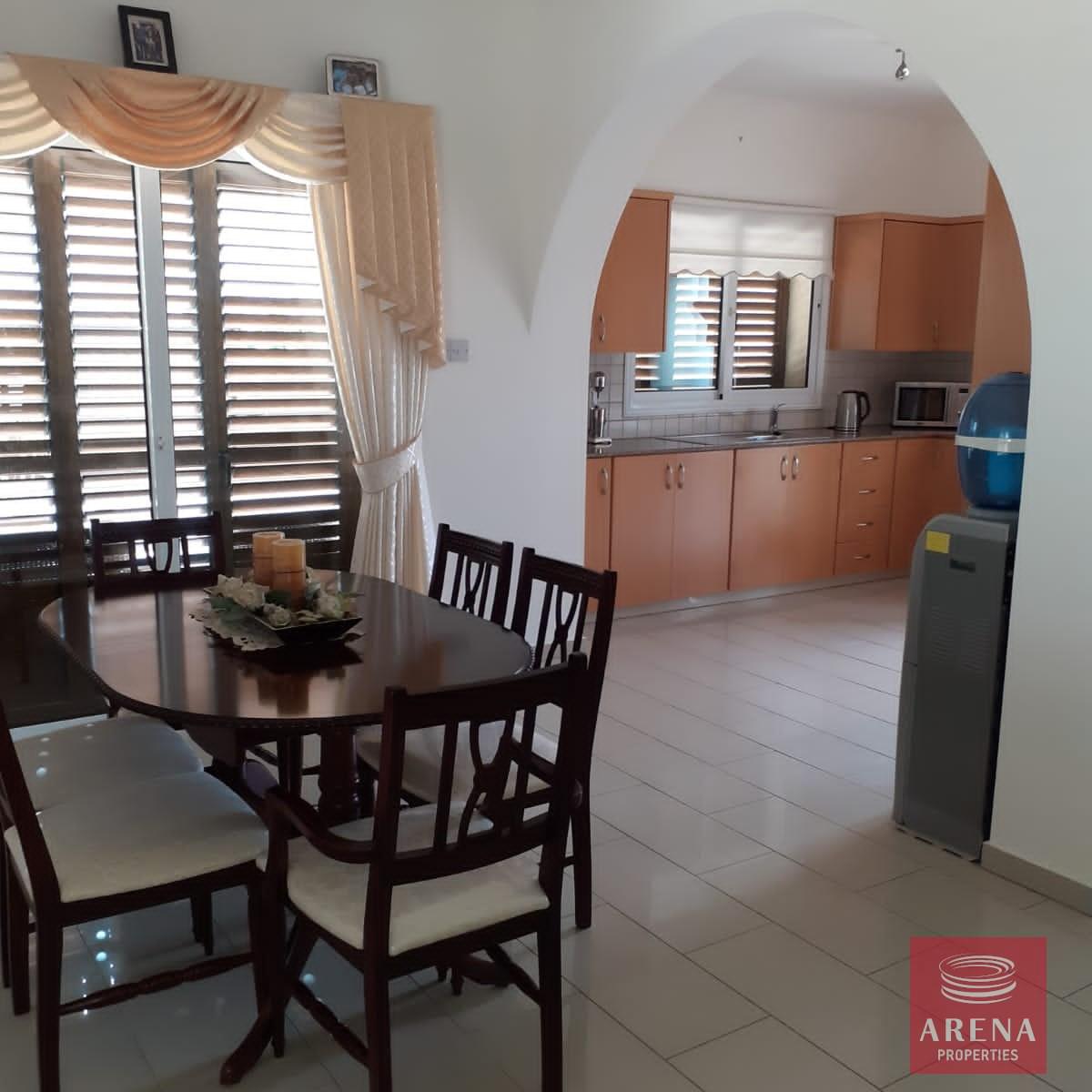 9-3-bed-villa-for-sale-in-paralimni-7454