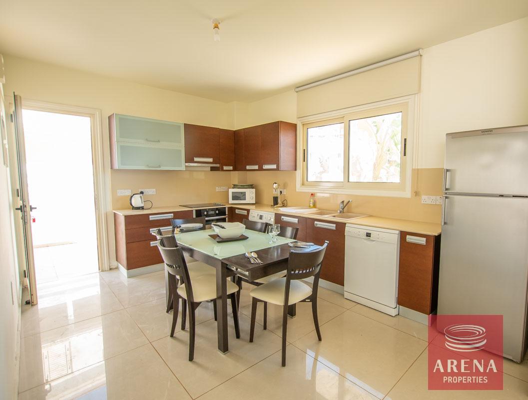9-3-bed-villa-in-pernera-1684-1
