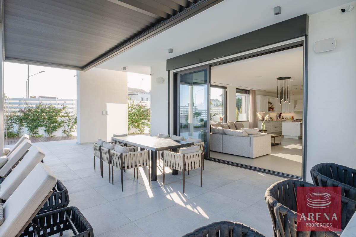 9-4-BED-VILLA-IN-AYIA-THEKLA-8950