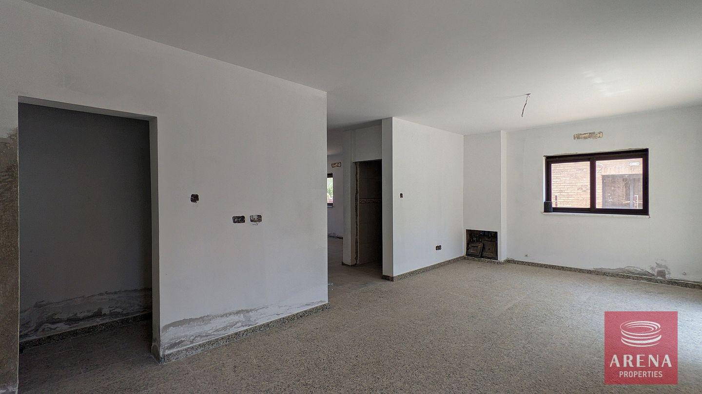 9-4-BED-VILLA-IN-KITI-7292-1