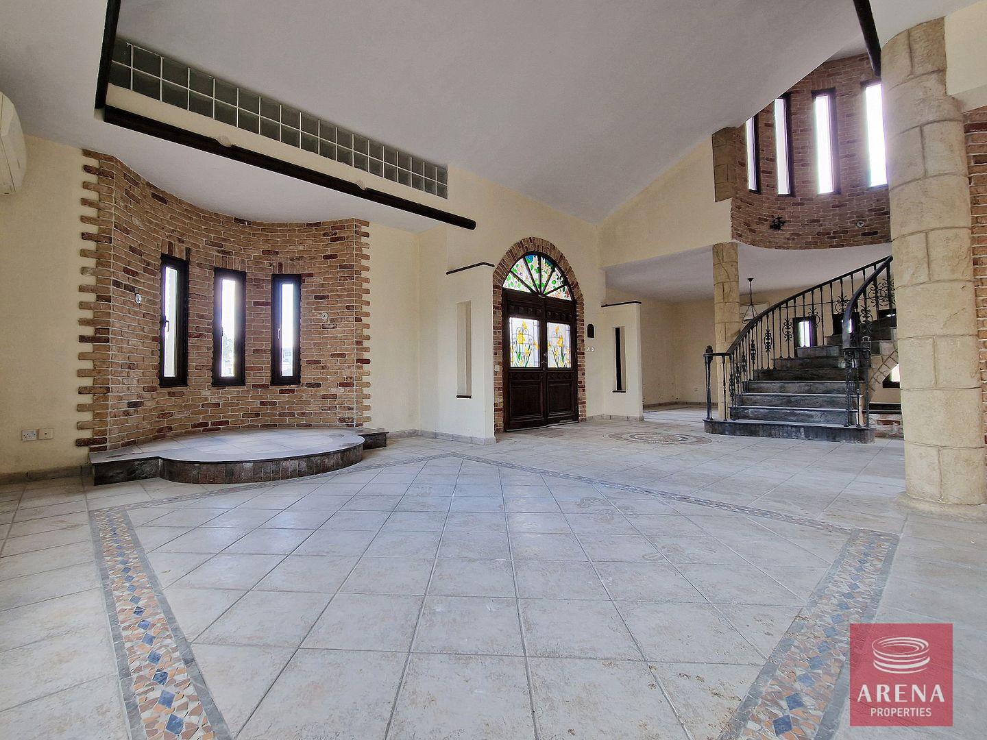 9-4-bed-villa-in-Dali-6684-1