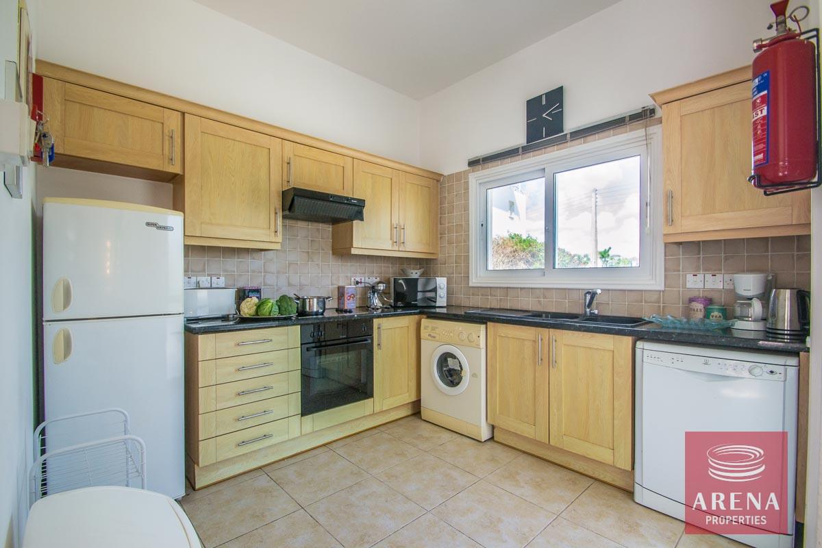 9-4-bed-villa-in-ayia-thekla-4219-1