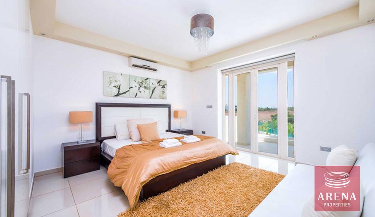 9-5-BED-VILLA-IN-PROTARAS-FOR-SALE-6485