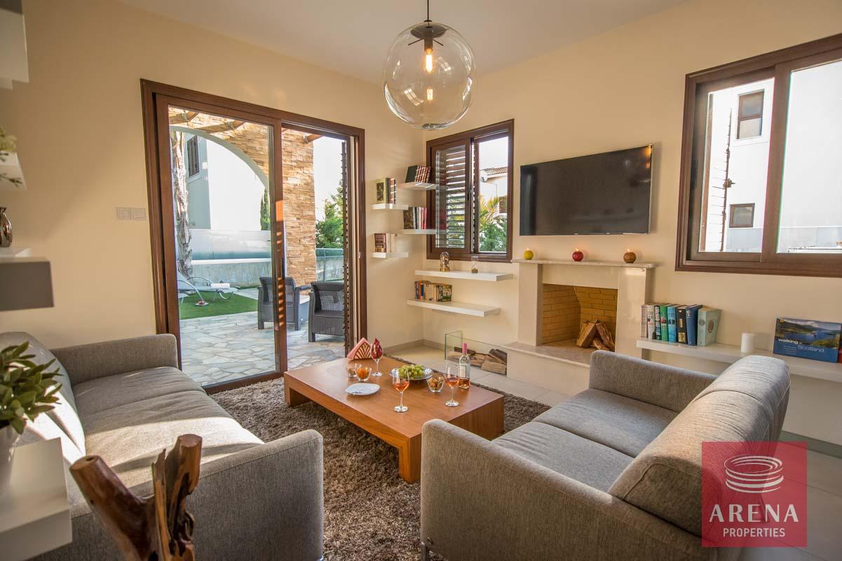 9-Amazing-villa-in-Ayai-Thekla-5823