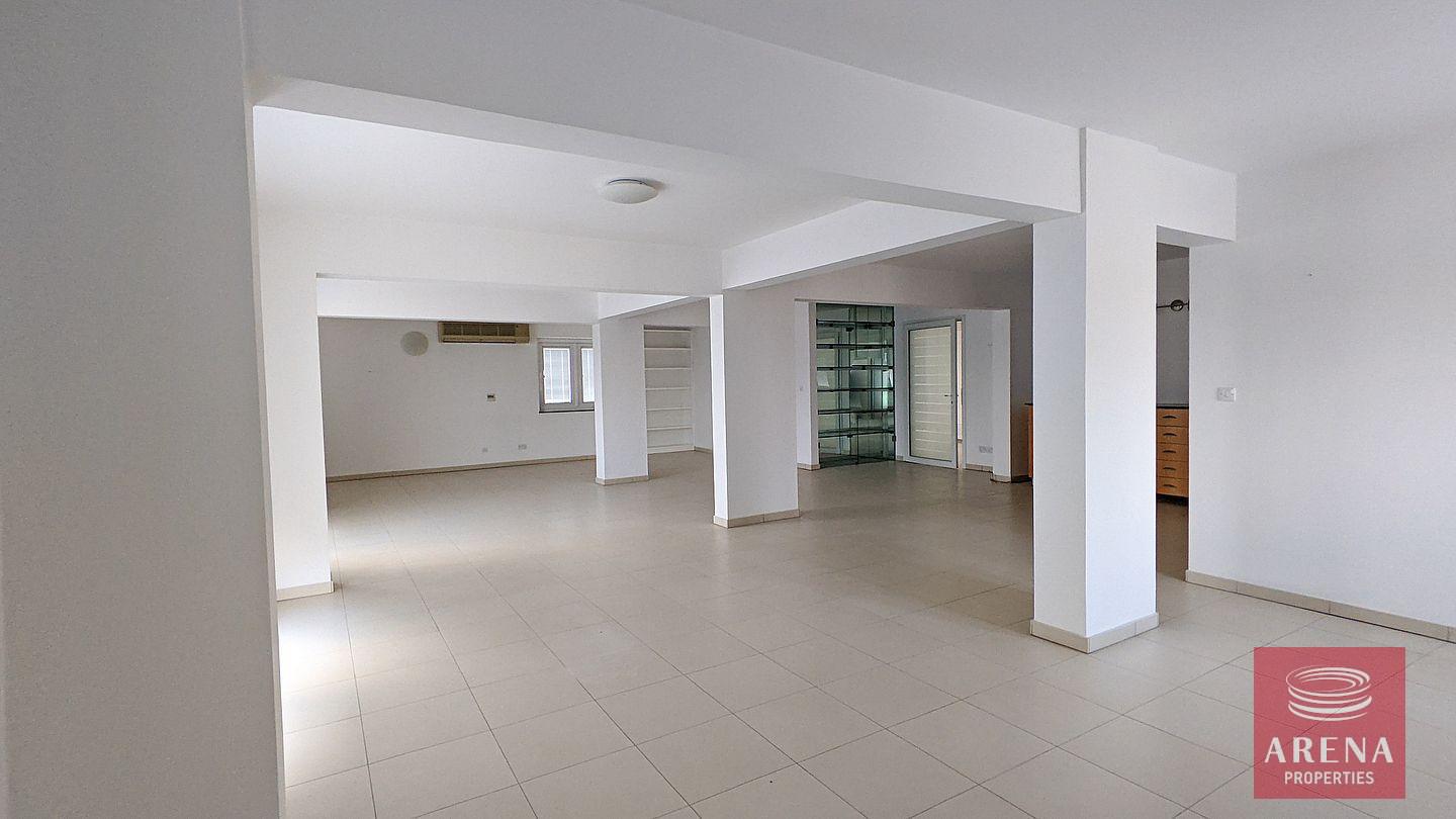 9-RESIDENTIAL-BUILDING-FOR-SALE-6667