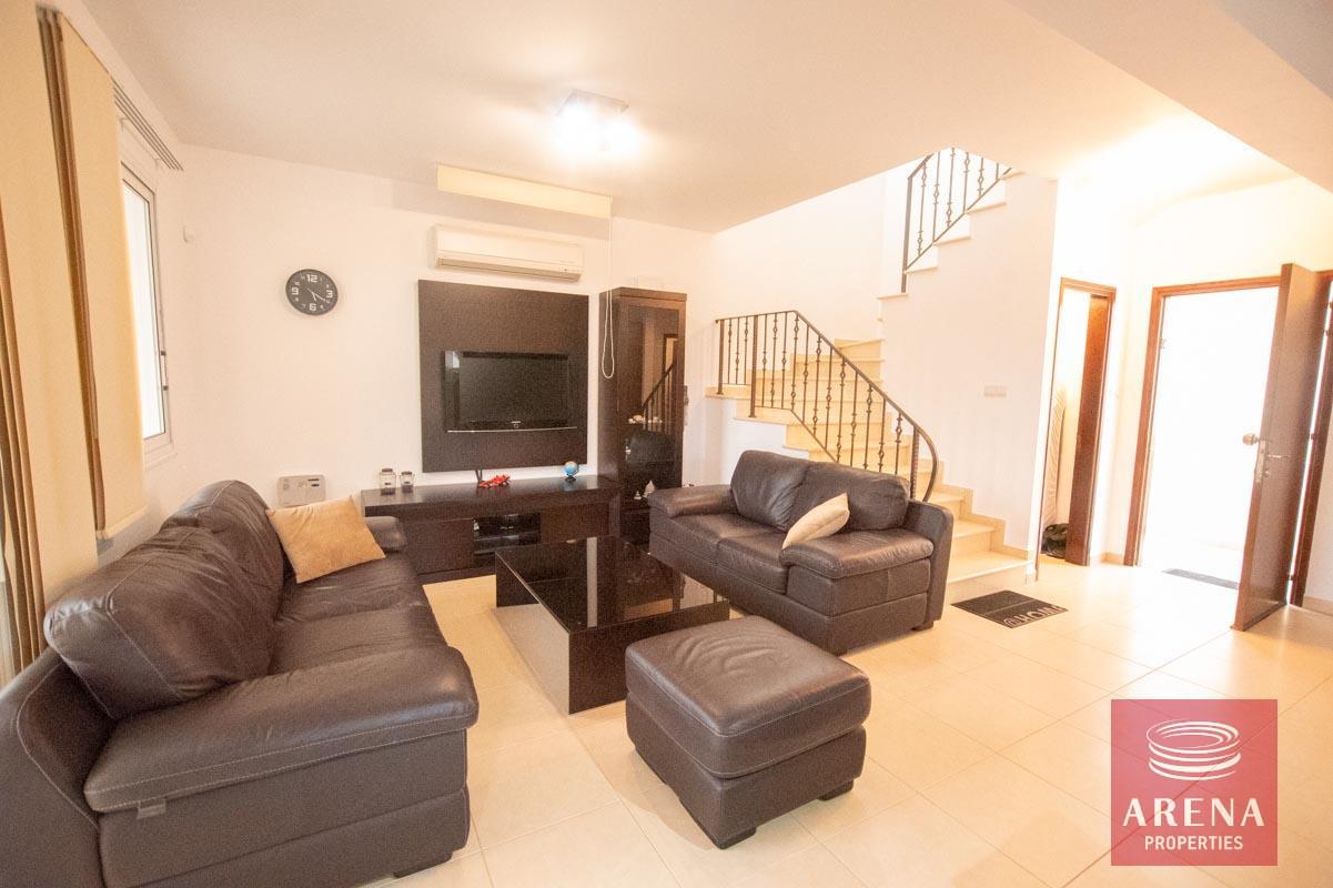 9-Townhouse-in-Oroklini-5773-1