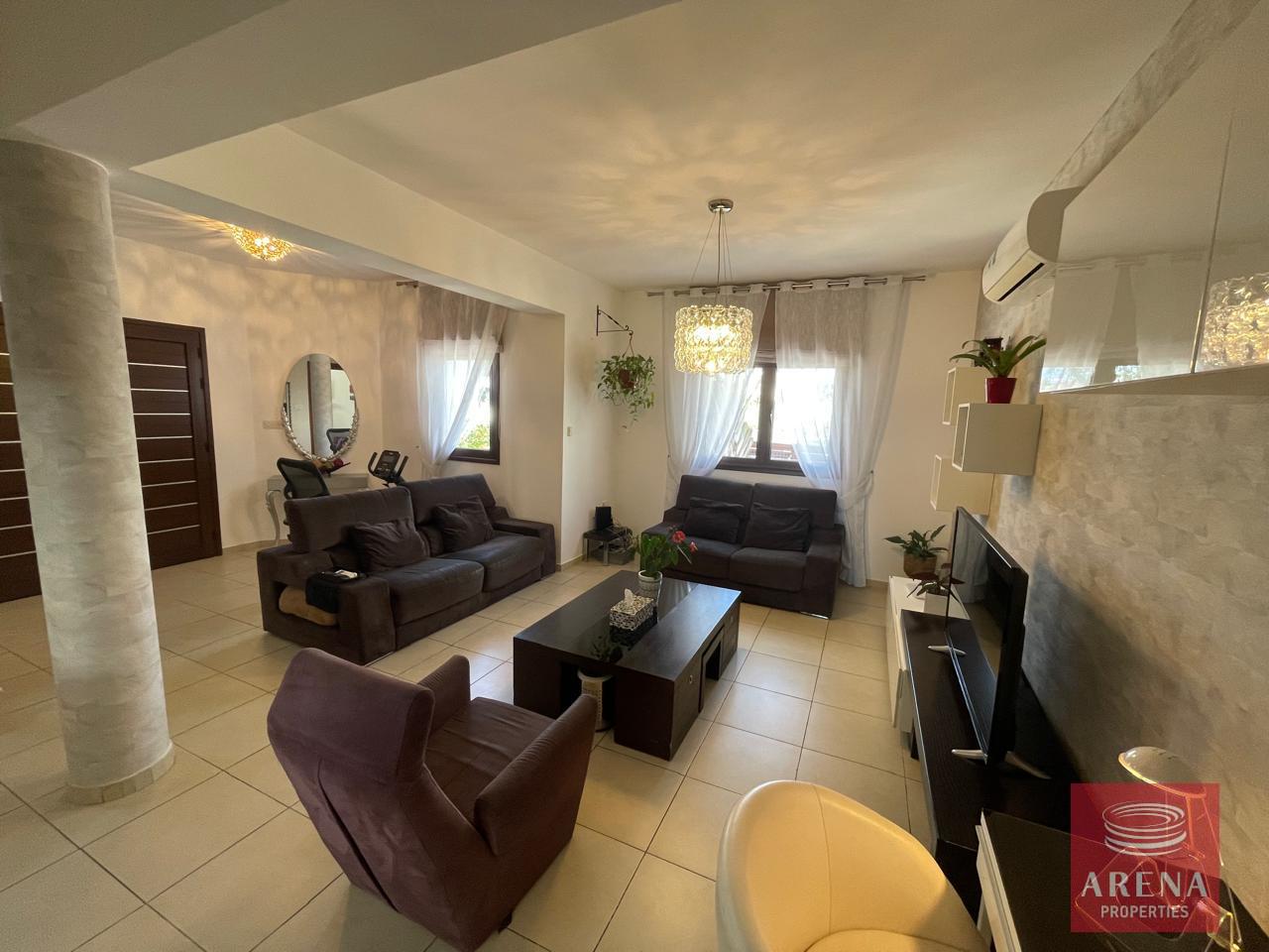 9-VILLA-ARADIPPOU-8396