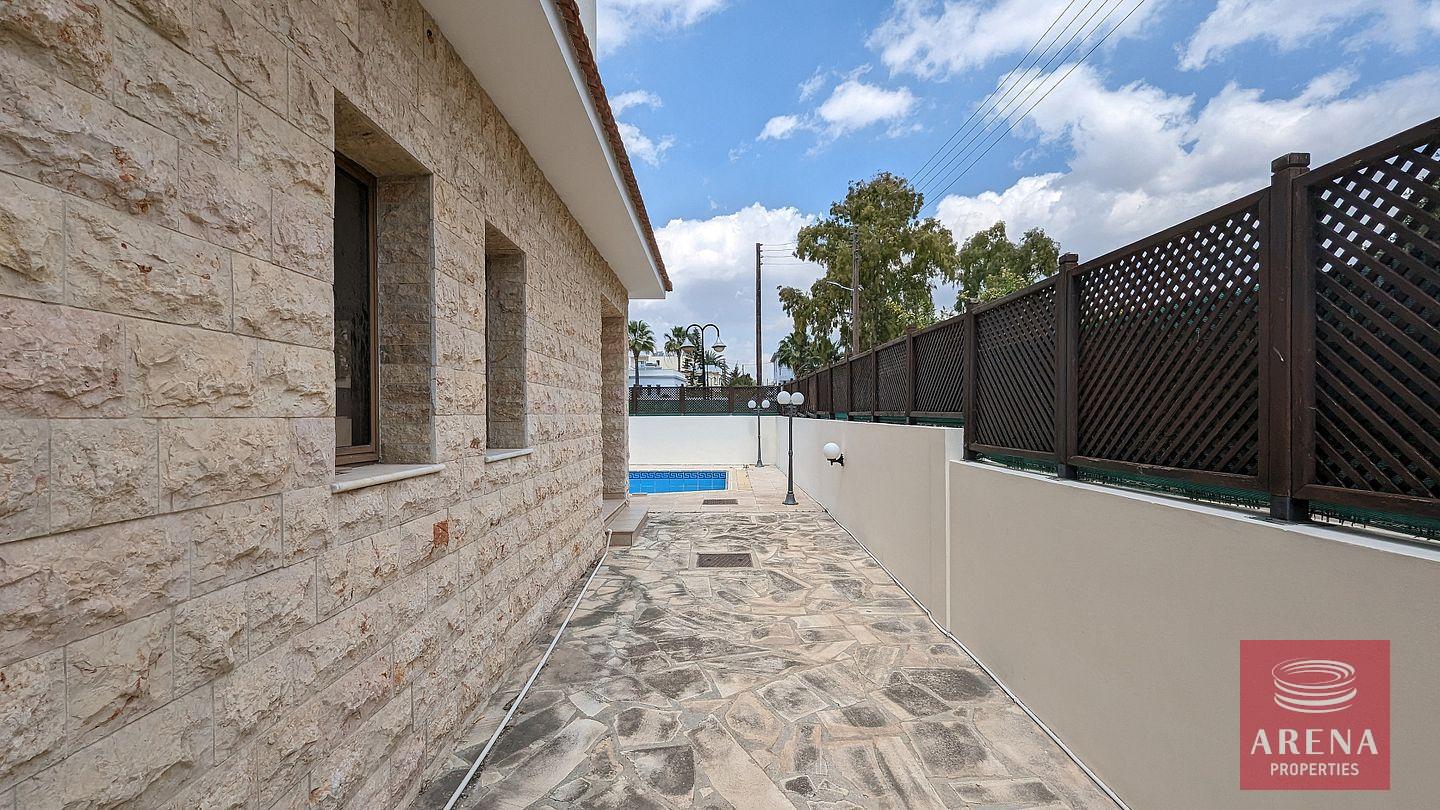 9-VILLA-IN-PYLA-6947