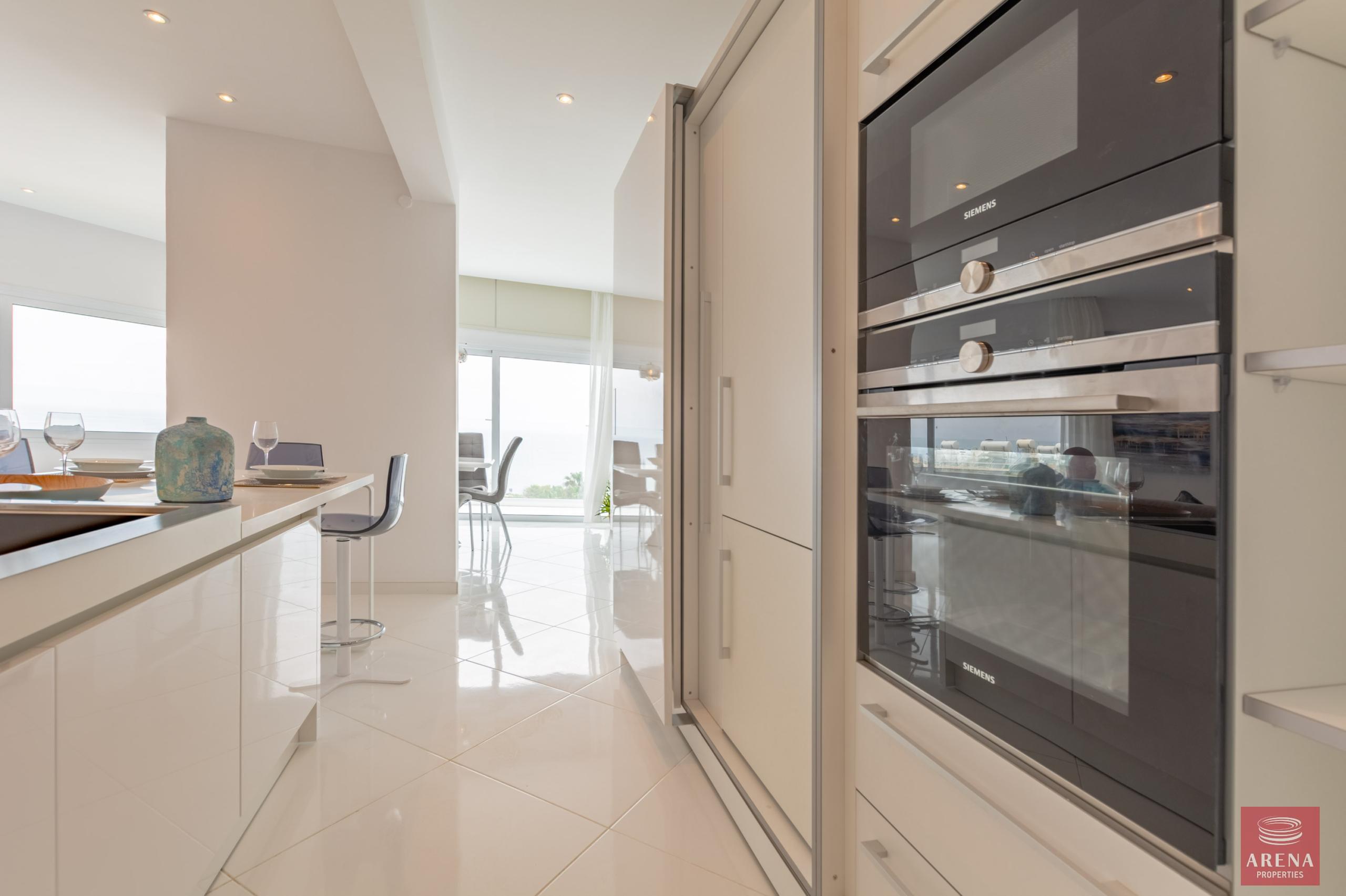 9-apt-in-ayia-triada-scaled-1