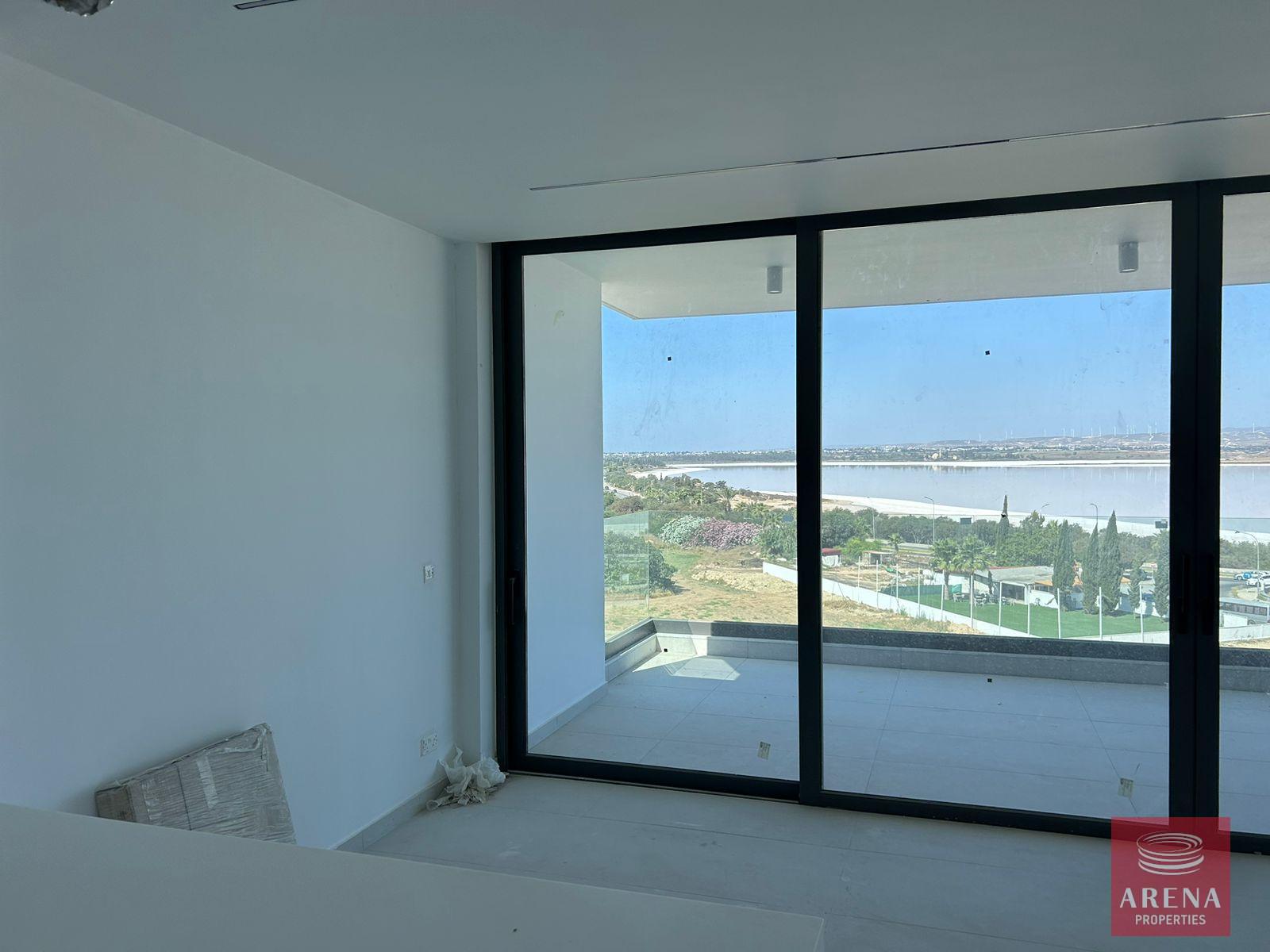 9-apts-in-makenzy-8255