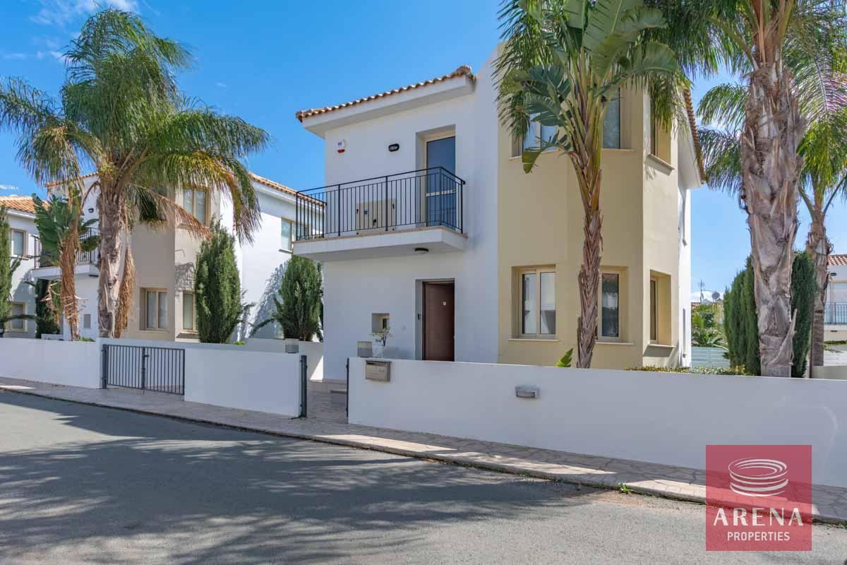 9-villa-for-sale-in-Pernera-6133