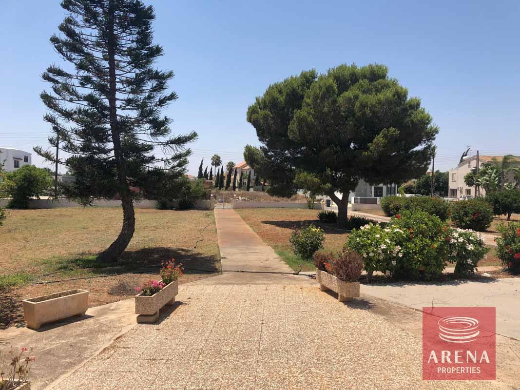 9-villa-in-paralimni-5163