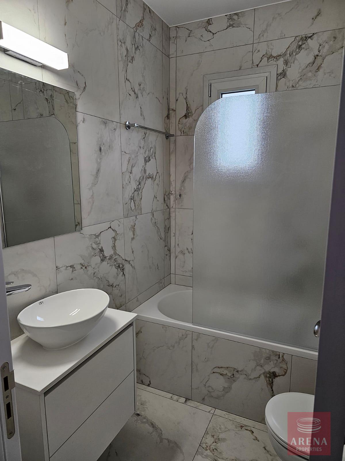 APT-KAMARES-10160-3-5