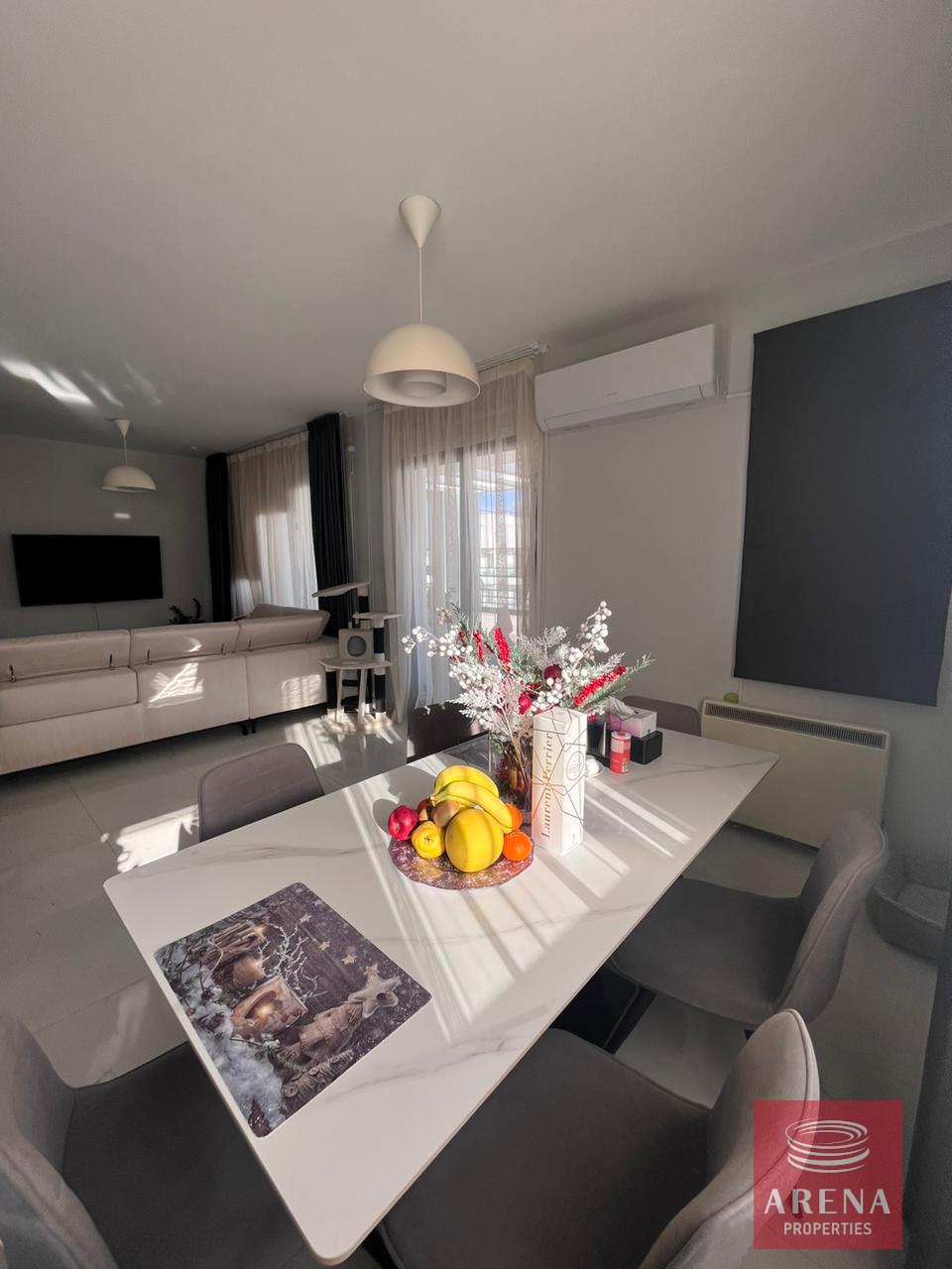 INNA-APARTMENT-PHOTOS-9