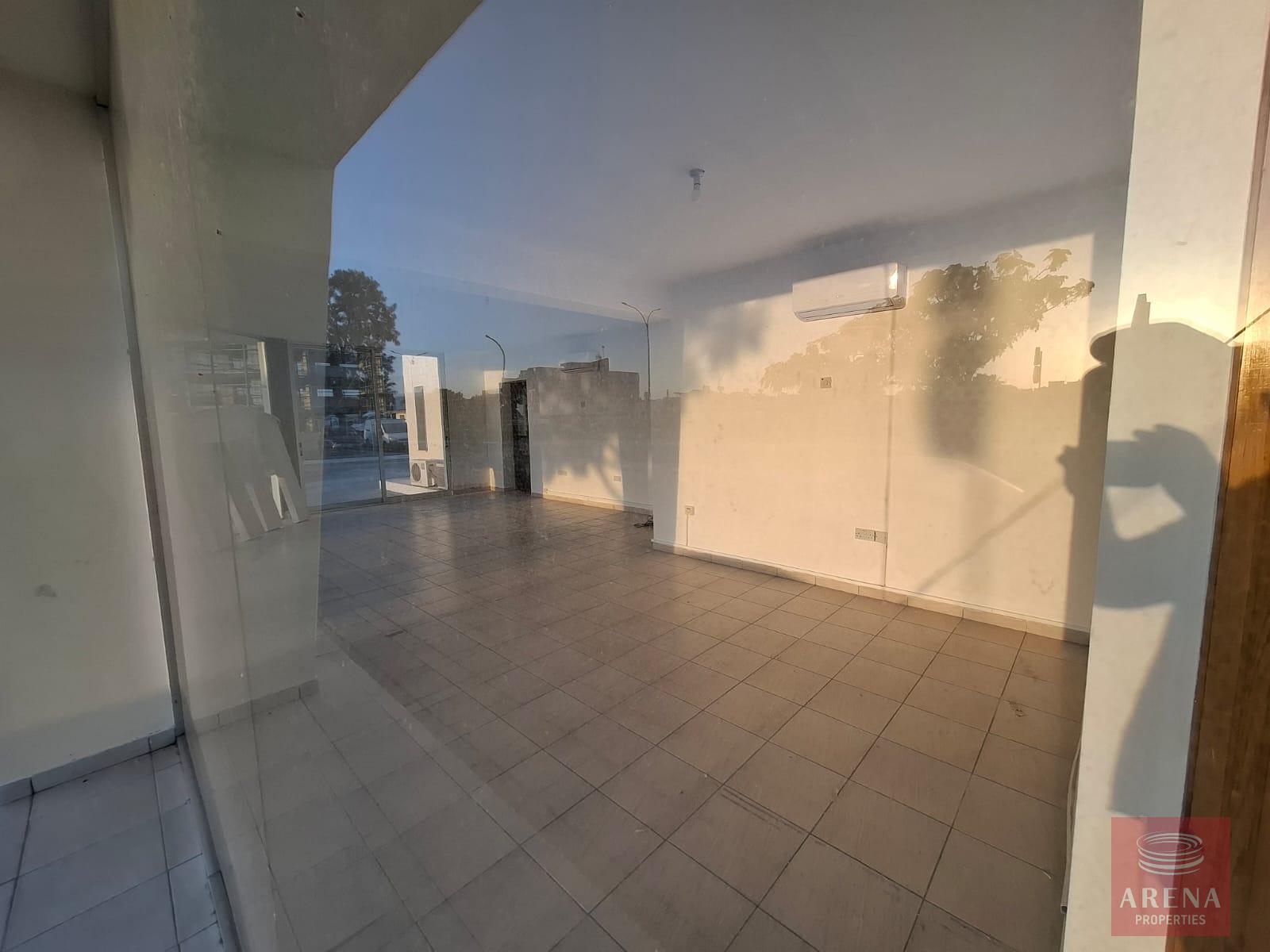 OFFICE-RENT-LIVADIA-10075-5-2