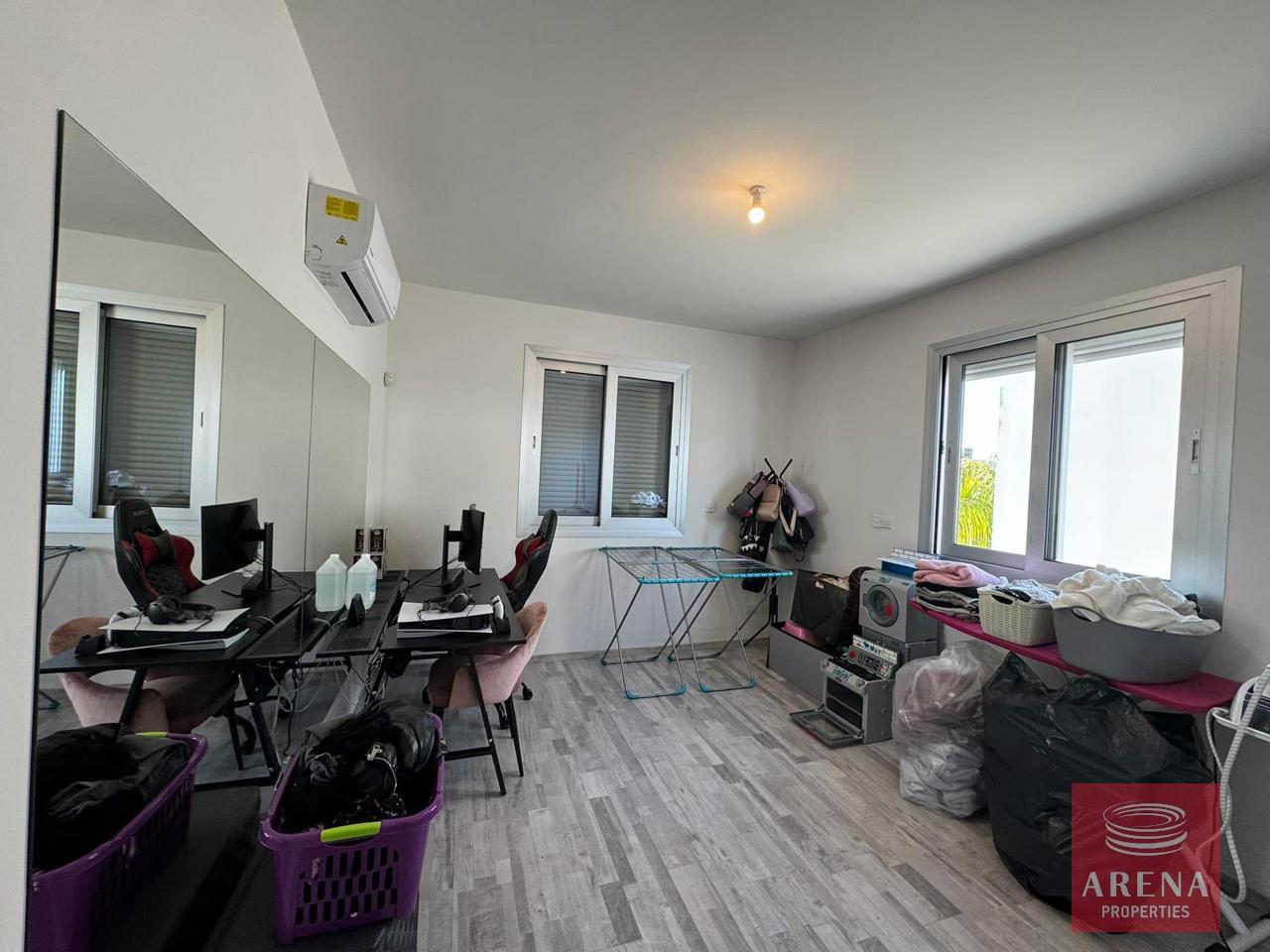 WhatsApp-Image-2024-12-20-at-12.34.36-13