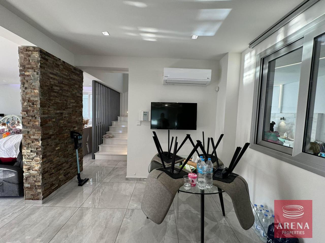 WhatsApp-Image-2024-12-20-at-12.34.36-8