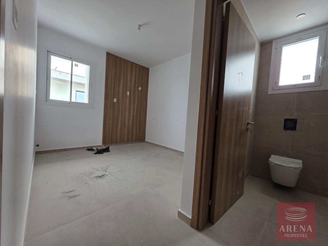 WhatsApp-Image-2025-04-07-at-6.01.55-PM