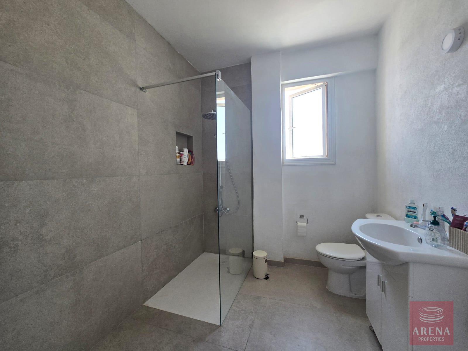 apt-in-pernera-9767-13-2